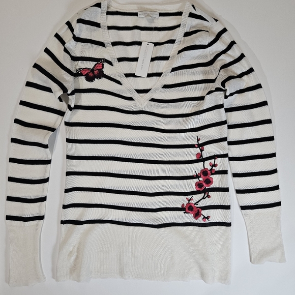 New York & Company Sweater Top Womens Small V-Neck Striped Floral‎ Embroidered - Picture 1 of 8